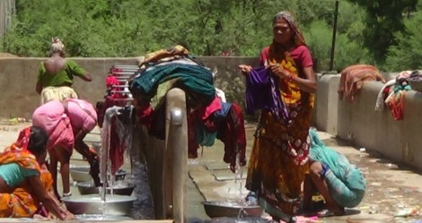 3 Washing Women in India
